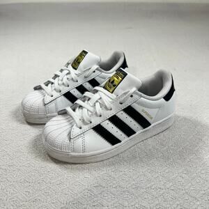Adidas Original Superstar Black and White Size 11.5Y FU7714